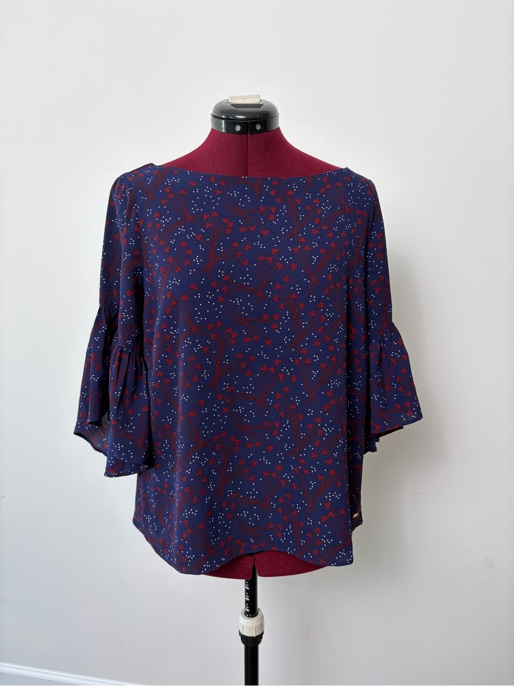 Tommy Hilfiger Women’s Navy Floral Bell-Sleeve Top
